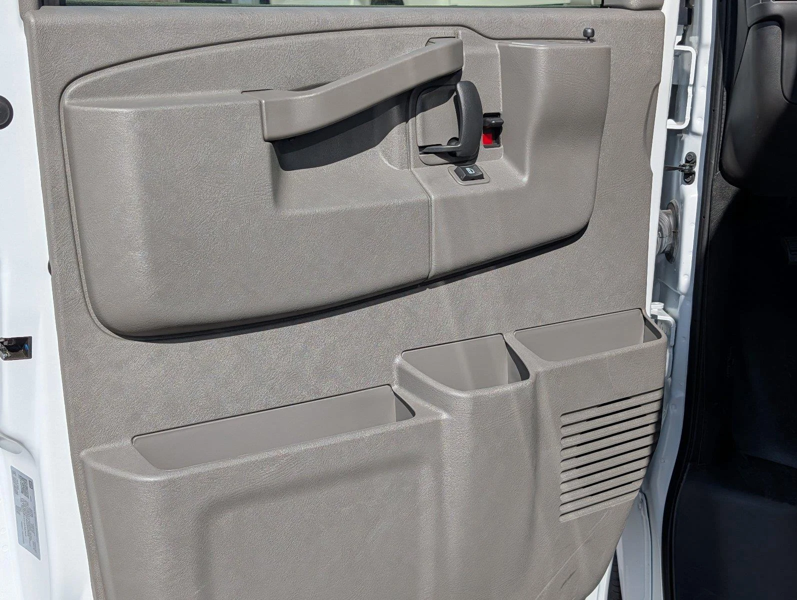 New 2026 Summit White GMC Work Van image 13
