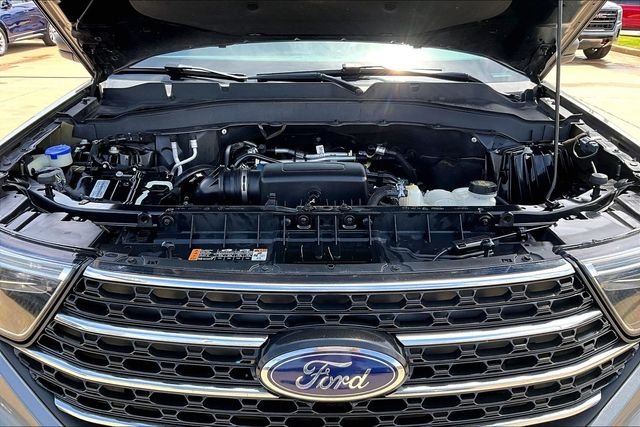 Used 2022 Gray Ford XLT image 9