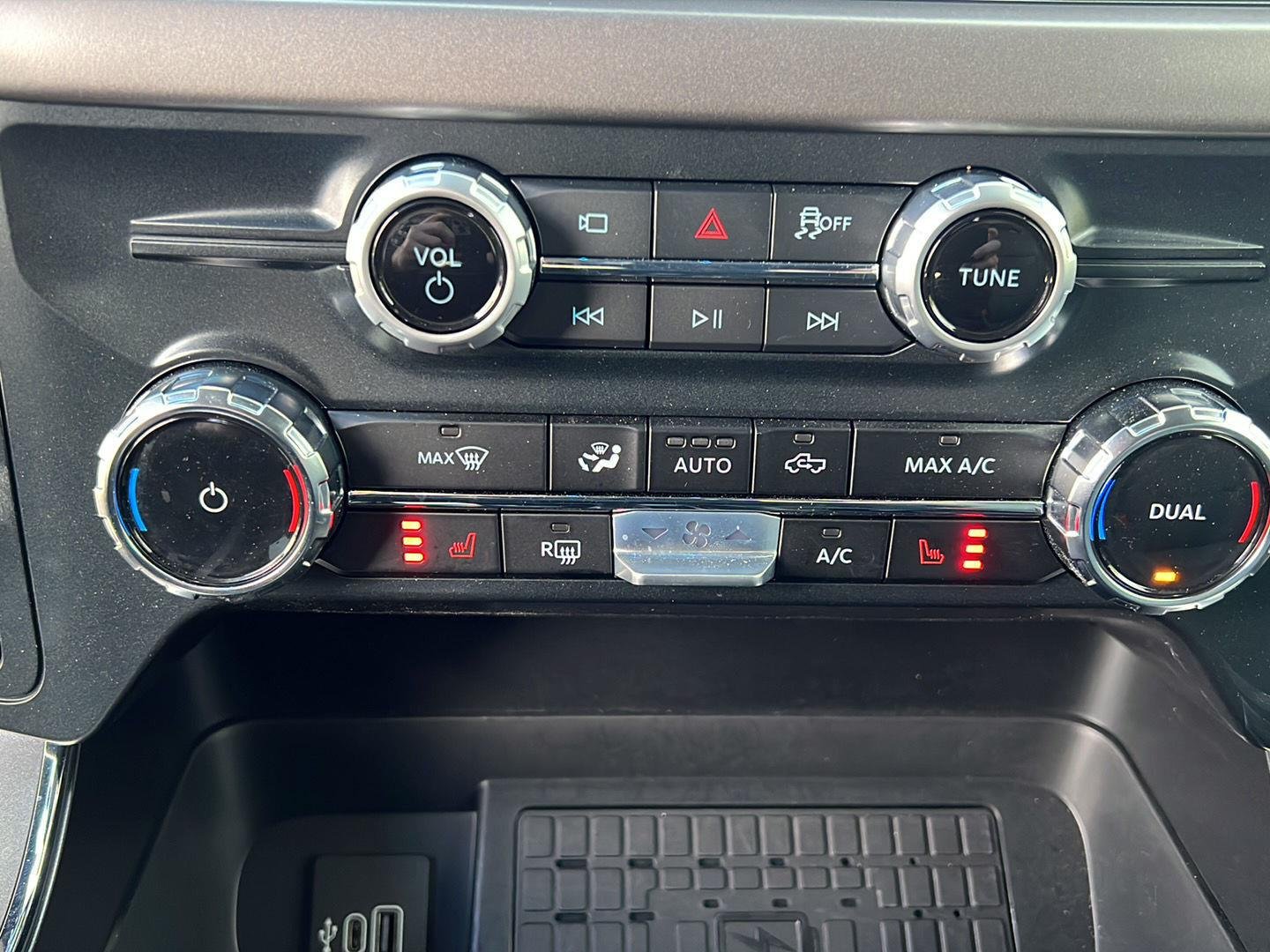 Used 2026 Carbonized Gray Ford XLT image 13