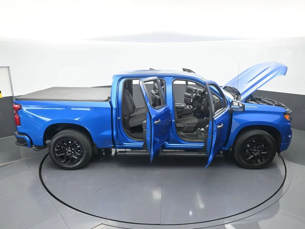 Used 2024 Glacier Blue Metallic Chevrolet Custom image 63