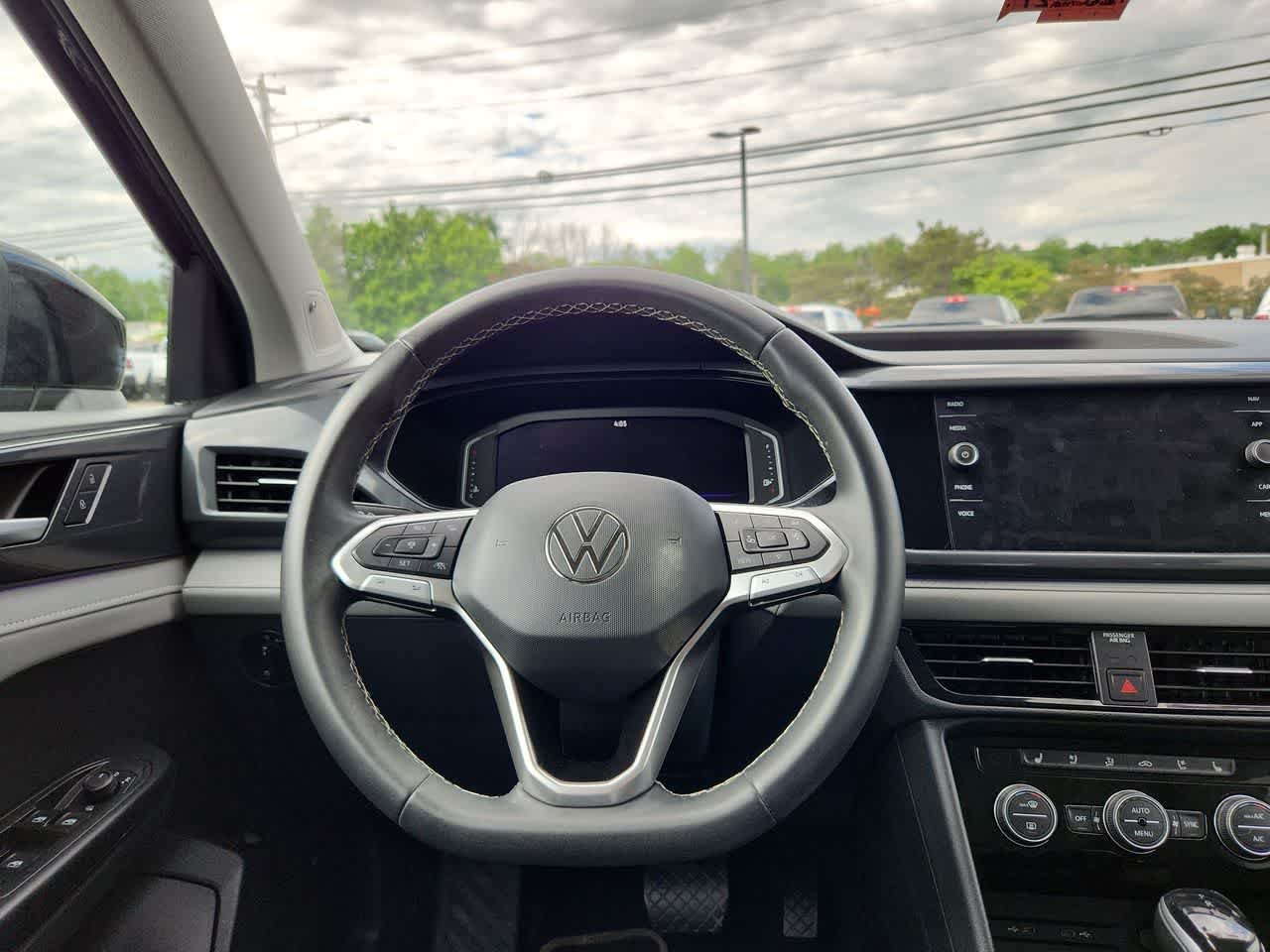 Used 2023 Deep Black Pearl Volkswagen SEL image 19