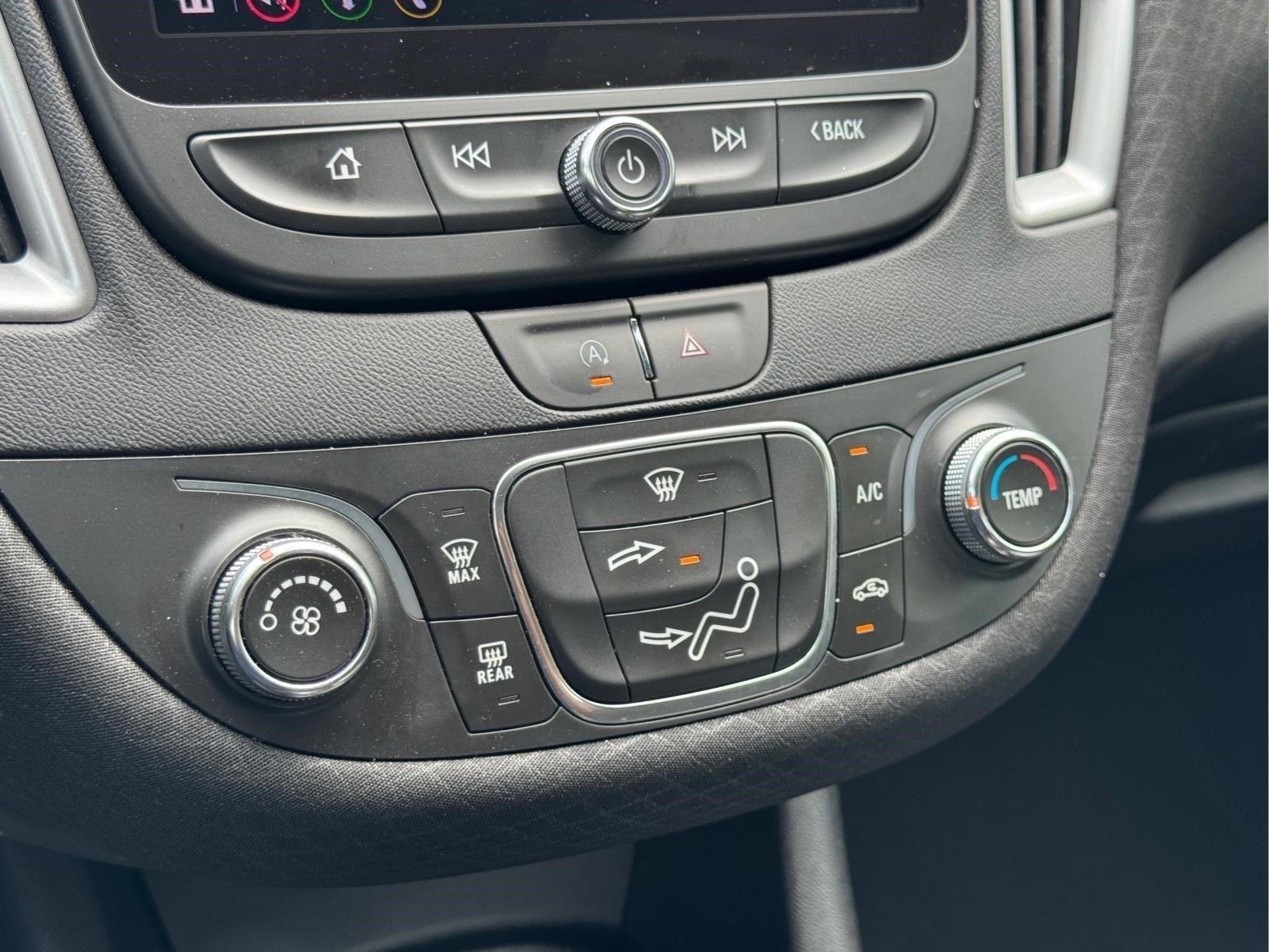 Used 2020 Summit White Chevrolet LS image 24