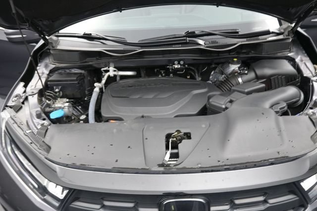 Certified Used 2025 Modern Steel Metallic Honda EX-L image 54