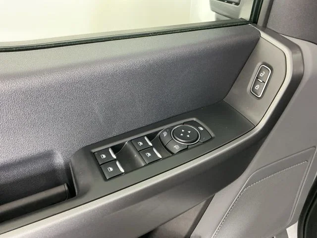 New 2026 Oxford White Ford XL image 15