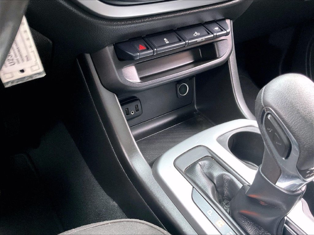 Used 2022 Black Chevrolet LT image 25