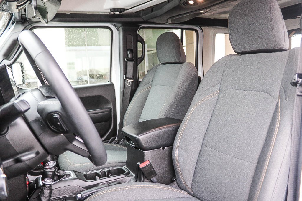 2025 Jeep Wrangler 4-Door Willys - Photo 17