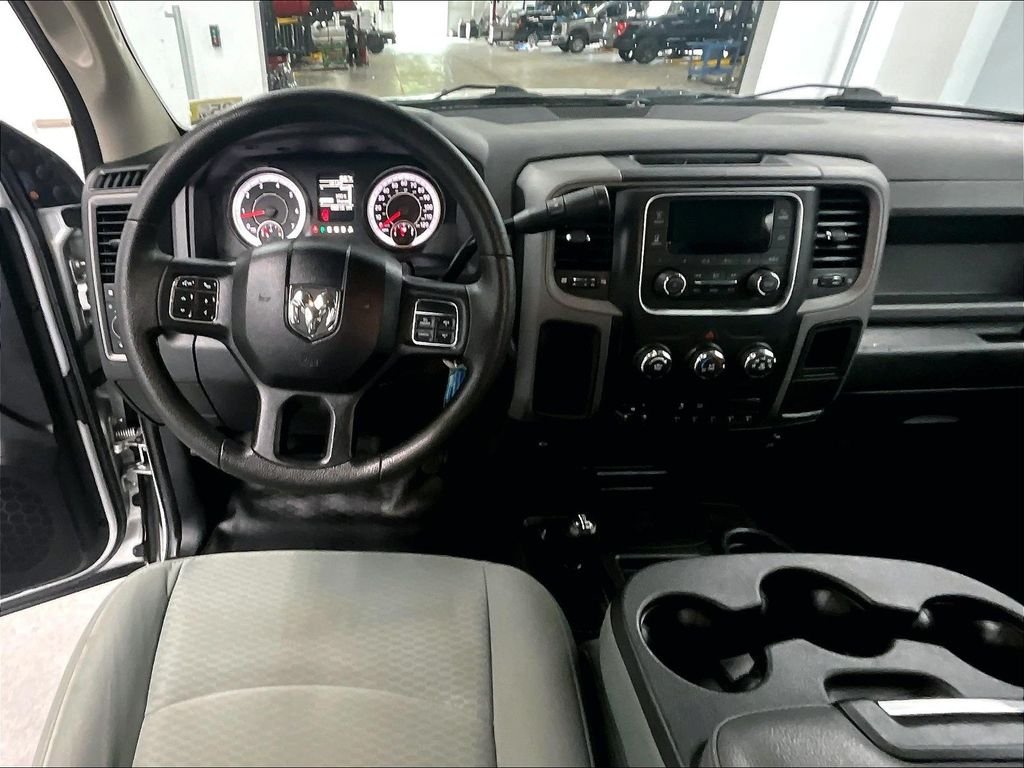 Used 2017 Bright Silver Clearcoat Metallic Ram Tradesman image 15