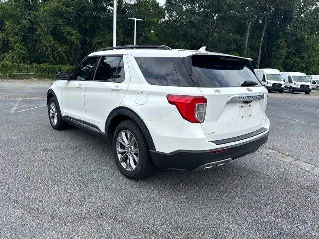 Used 2023 White Metallic Ford XLT image 5