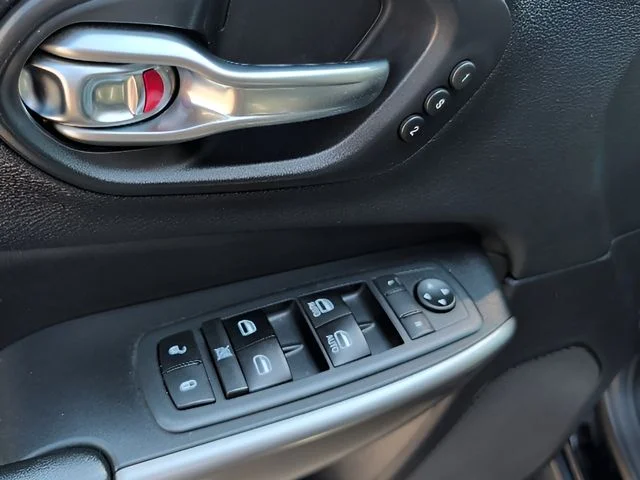 Used 2020 Black Jeep Limited image 15