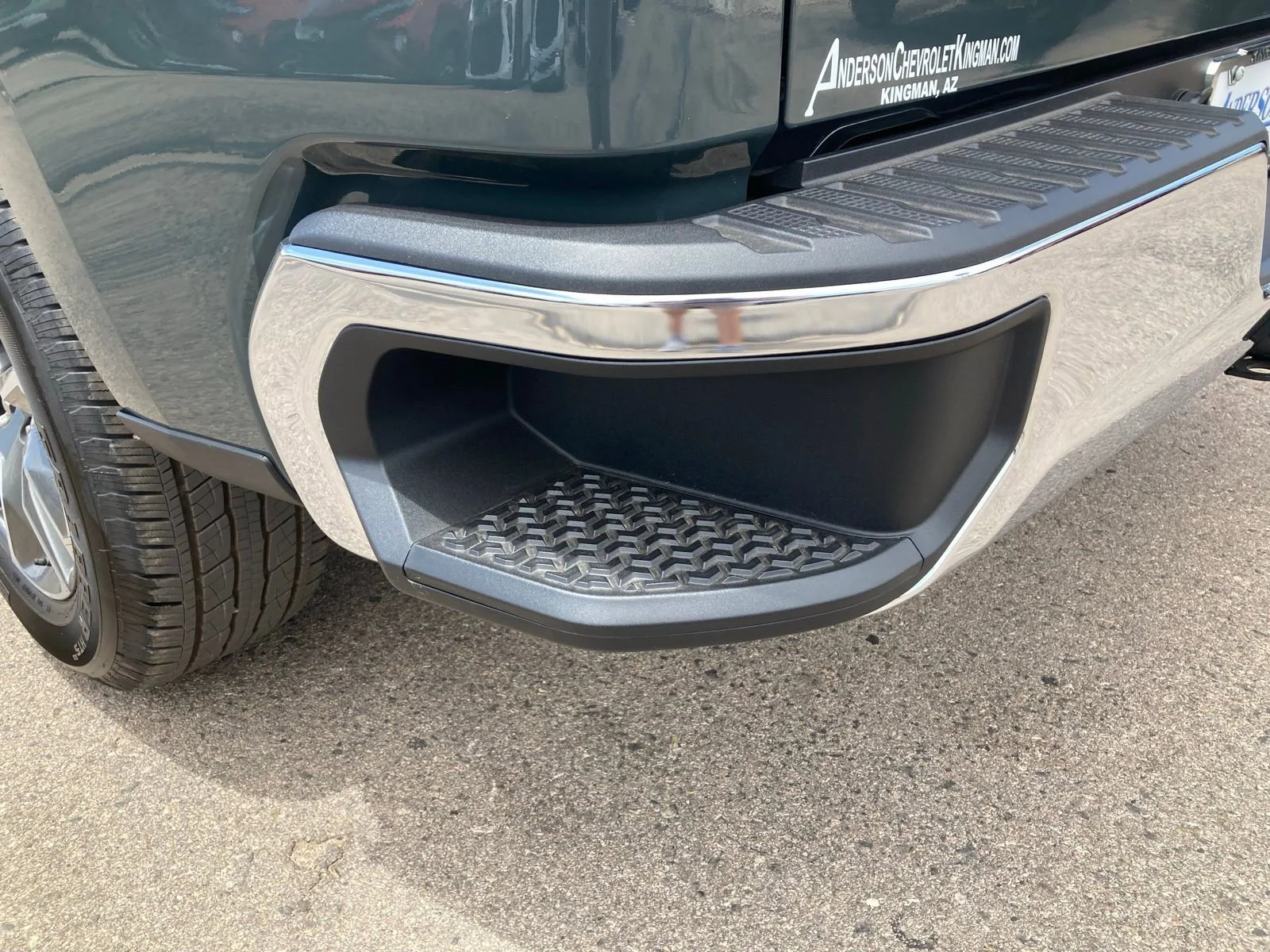 2025 Chevrolet Silverado 1500 LT - Photo 10