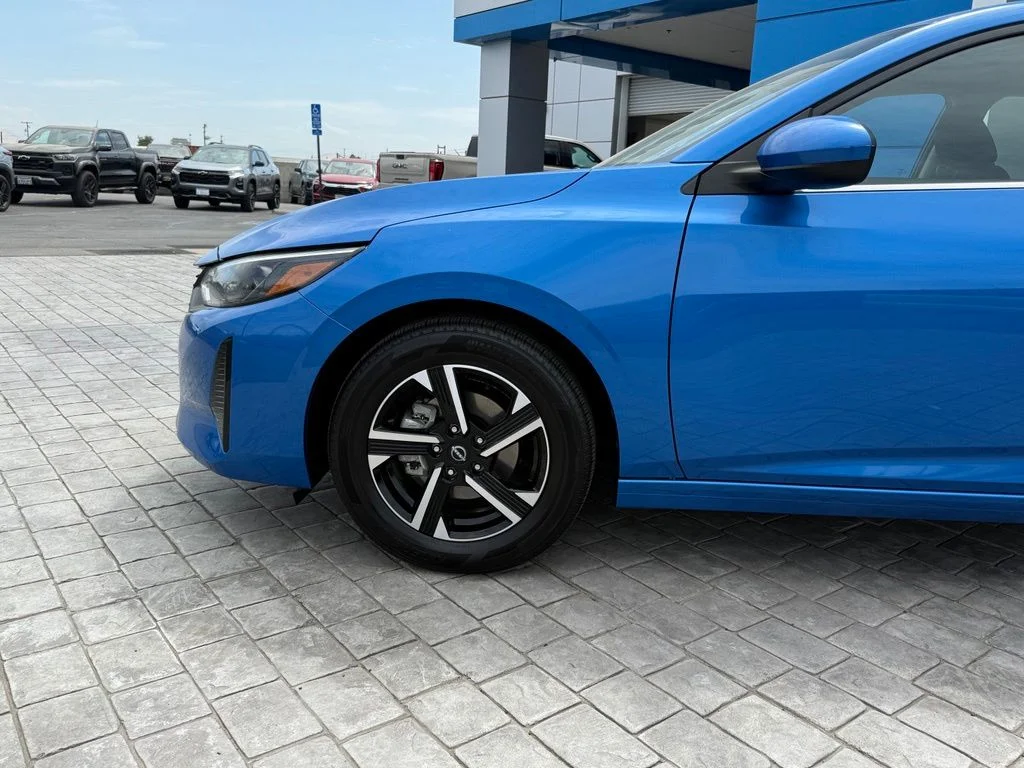 Used 2025 Blue Nissan SV image 5