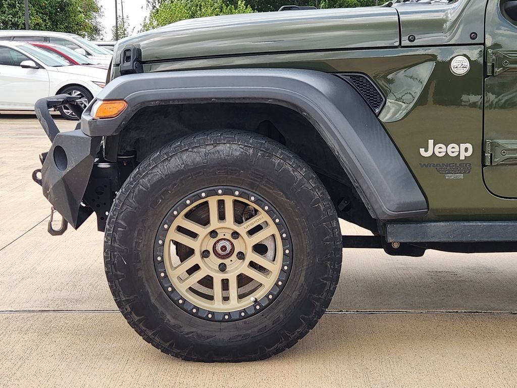 Used 2020 Sarge Green Clearcoat Jeep Sport image 10