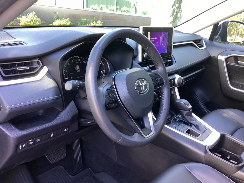 Certified Used 2025 Silver Toyota XLE Premium image 11