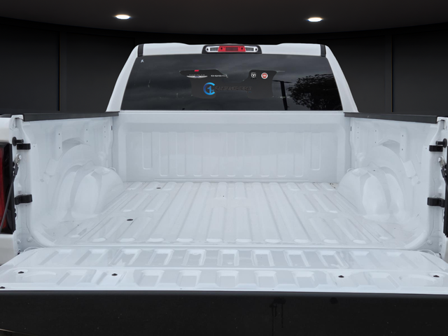 New 2026 Bright White Clearcoat RAM Tradesman image 5