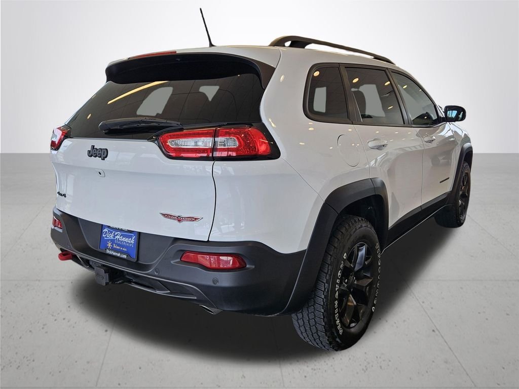 Used 2018 Bright White Clearcoat Jeep Trailhawk image 7