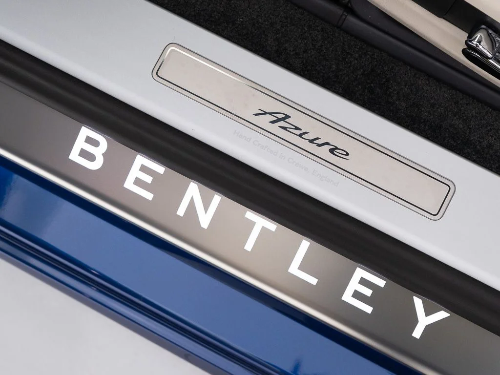 New 2026 Moroccan Blue Bentley Azure image 13