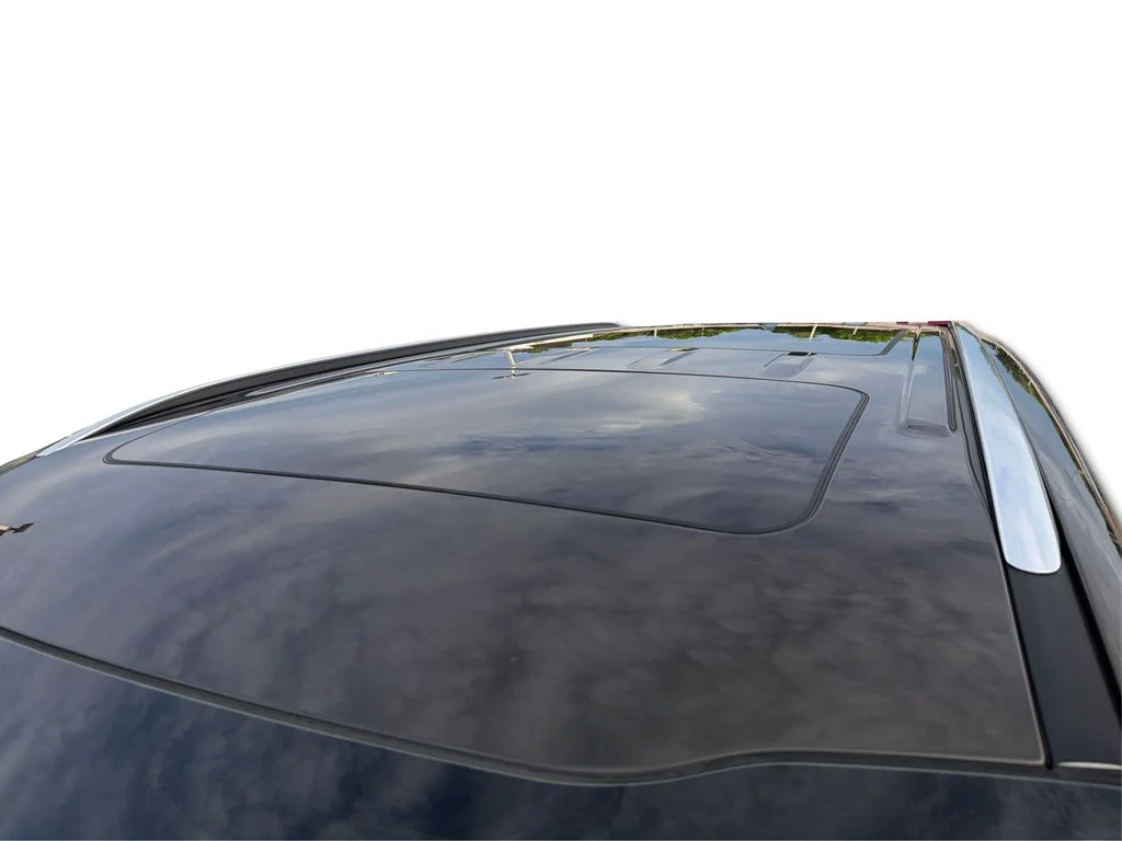 Used 2020 Dark Moss Kia SX image 13