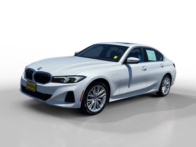 2024 BMW 3 Series 330e iPerformance
