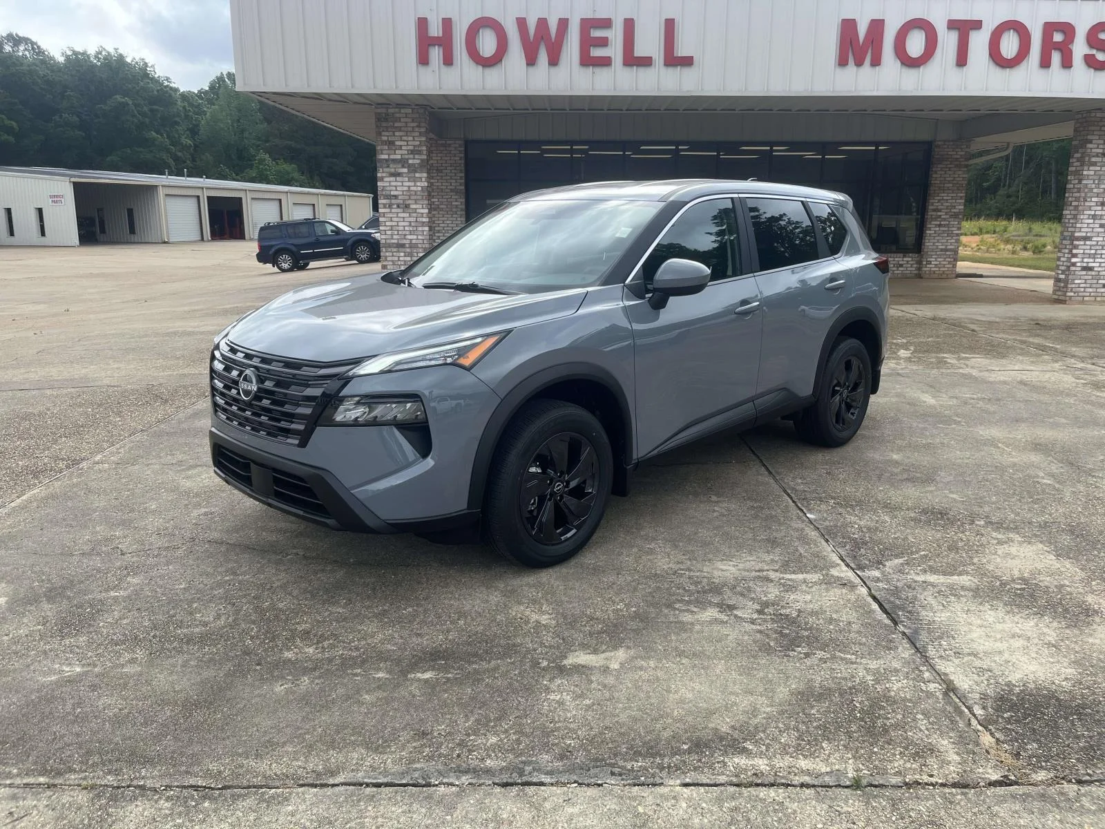 2026 Nissan Rogue SV FWD's photo