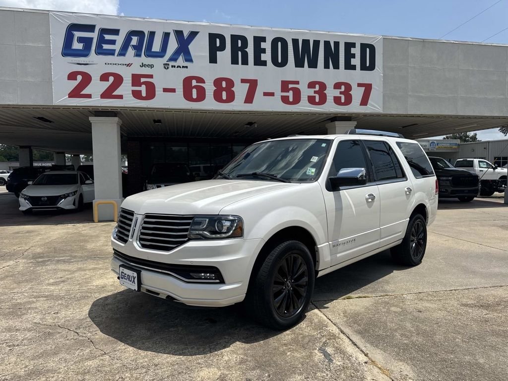 2017 Lincoln Navigator Select