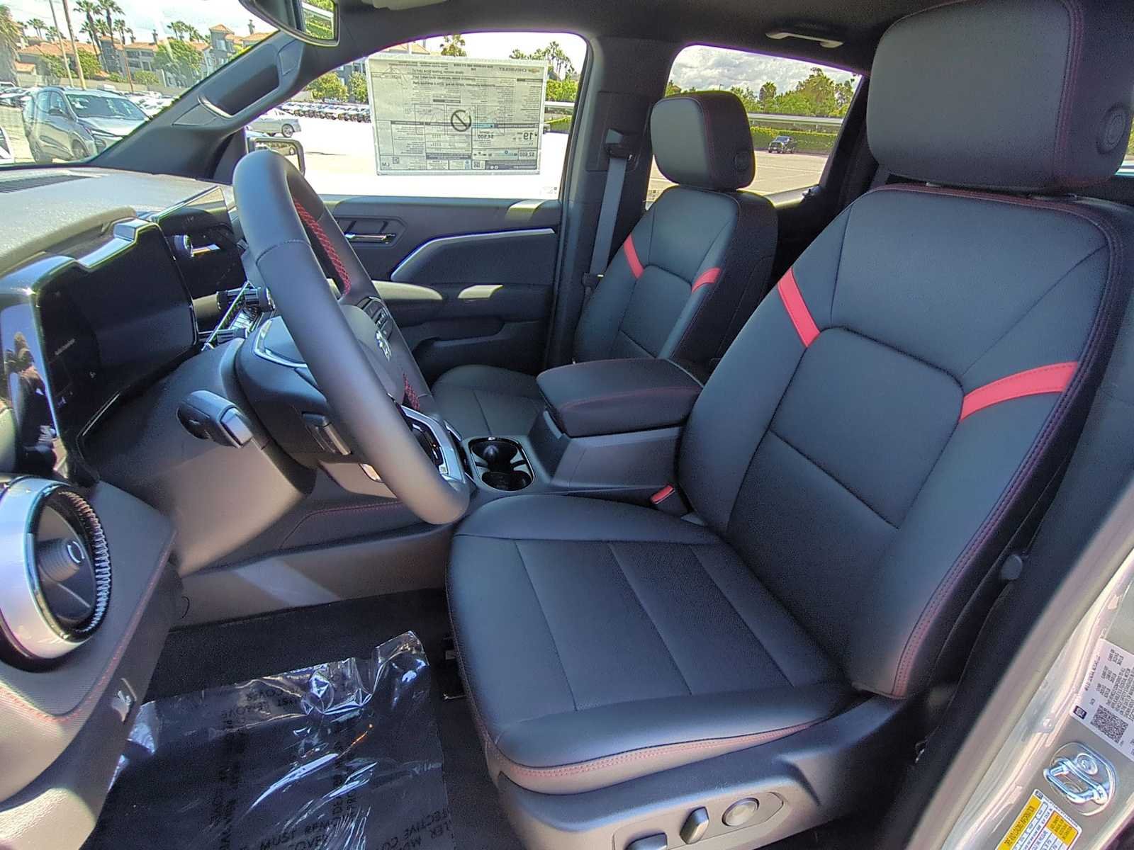 2026 Chevrolet Colorado Z71 - Photo 23