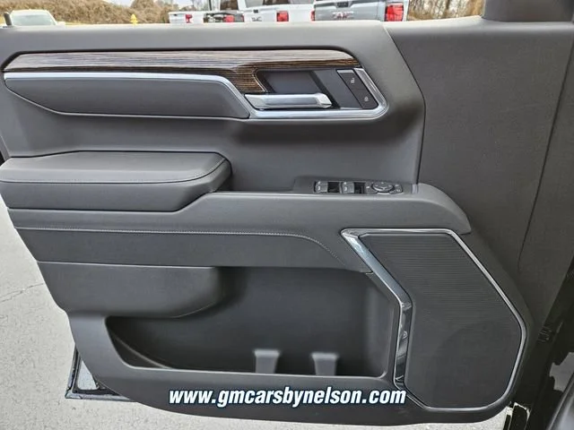 New 2026 Onyx Black GMC Elevation image 16