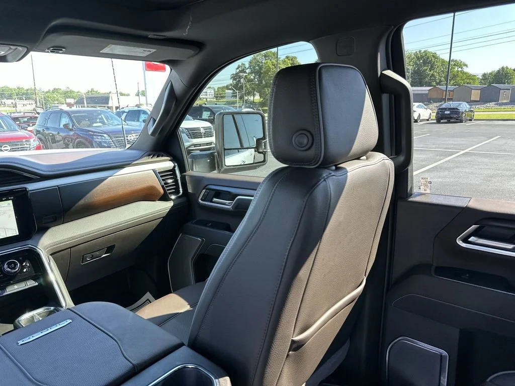 Used 2026 Glacier White Tricoat GMC Denali image 11