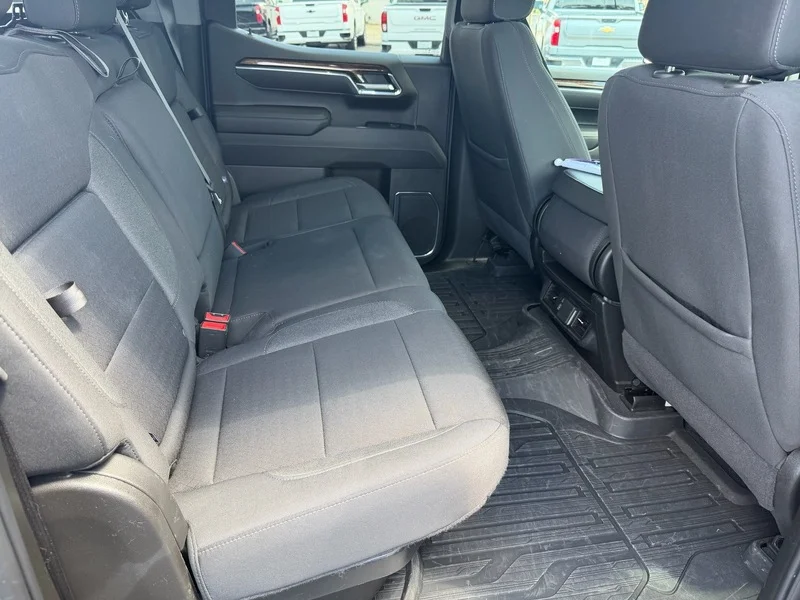 Used 2024 Sterling Metallic GMC Elevation image 23