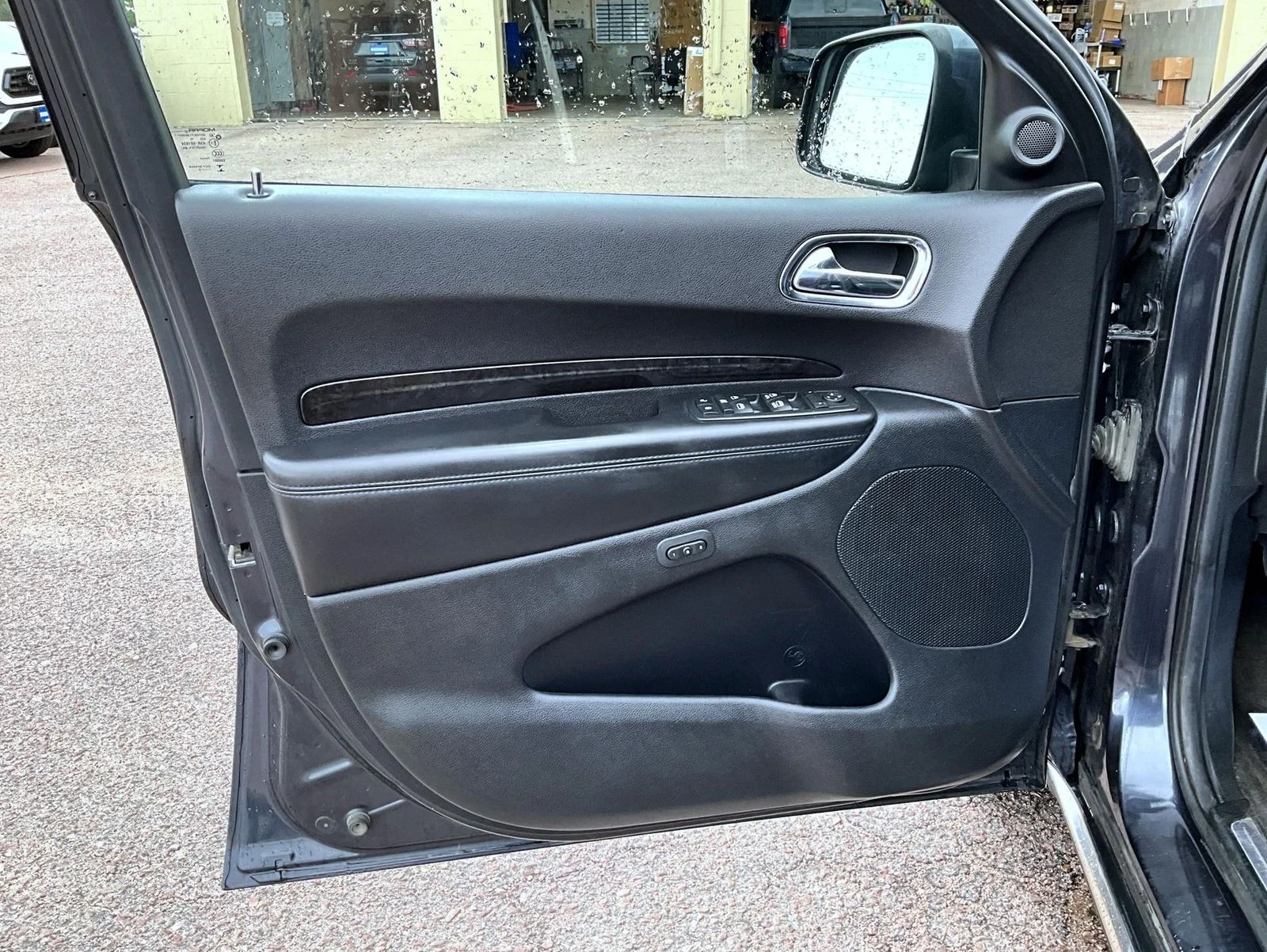 Used 2014 Gray Dodge Limited image 10