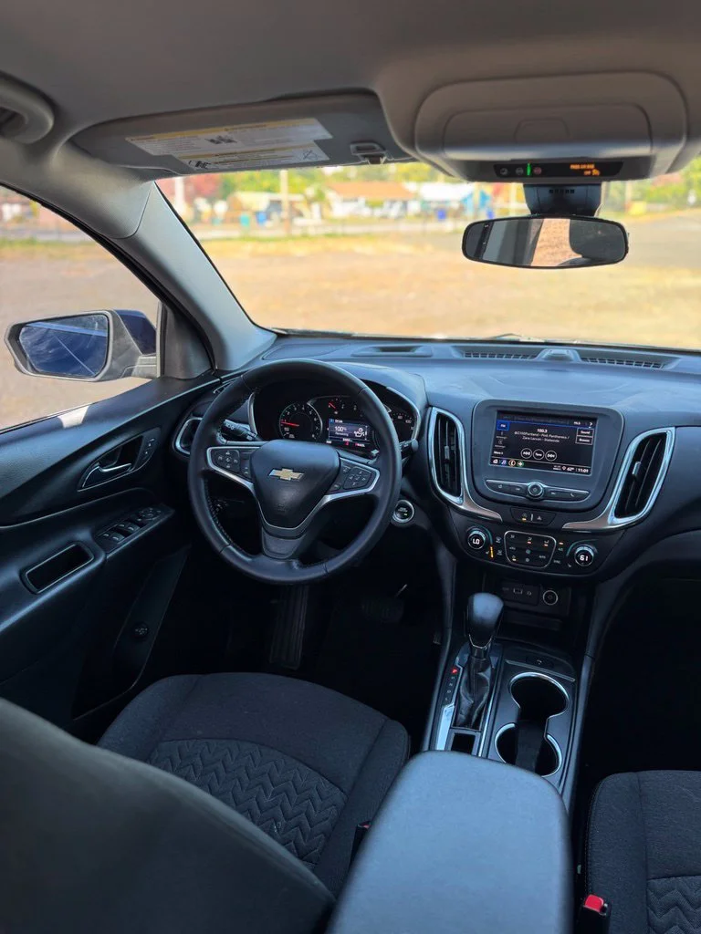 Used 2022 Blue Glow Metallic Chevrolet LT image 28