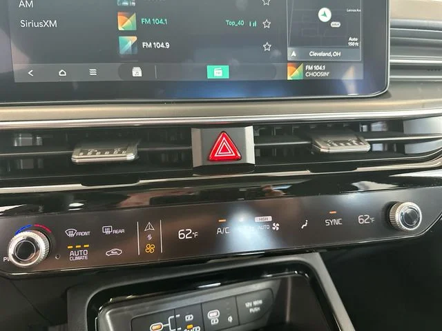 New 2026 Snow White Pearl Kia GT-Line image 19