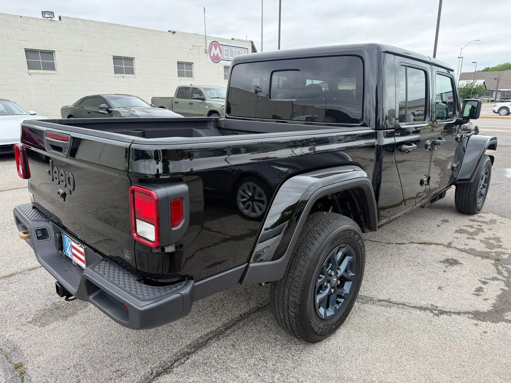New 2026 Black Jeep 85th Anniversary Edition image 33