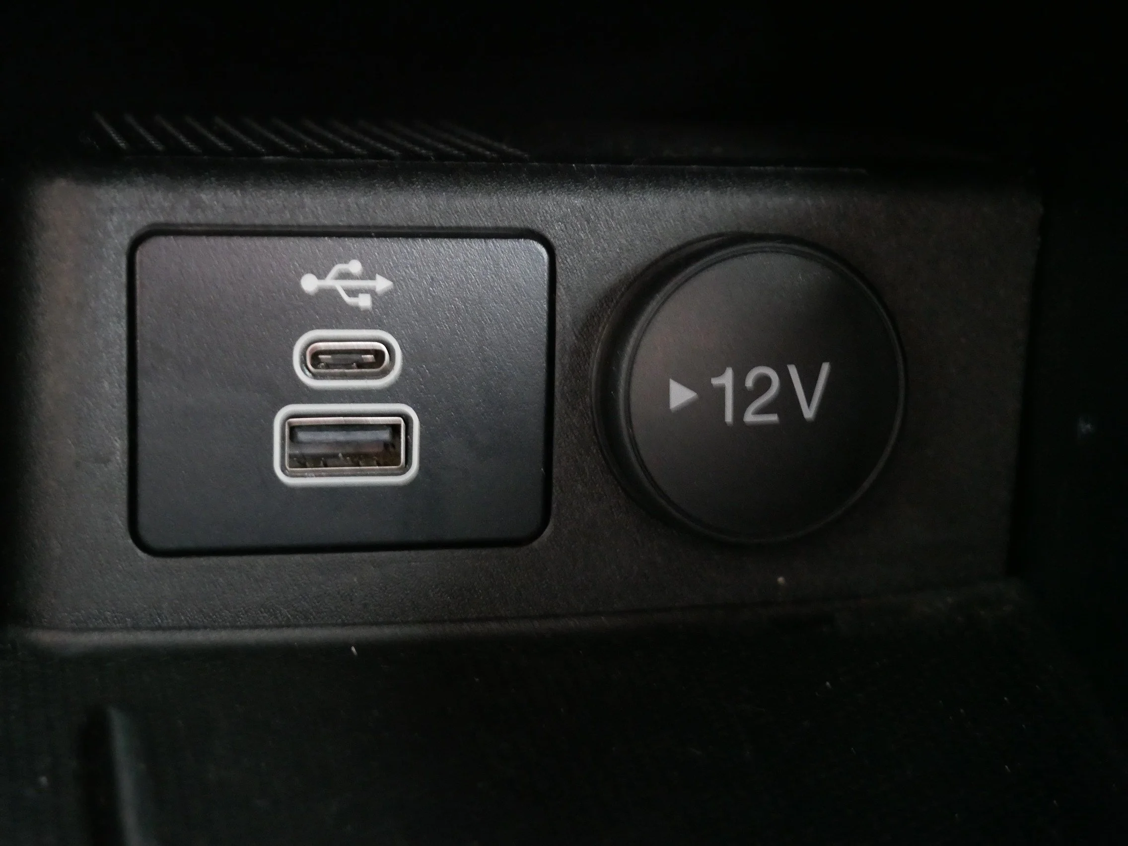 Certified Used 2024 Agate Black Metallic Ford Active image 29