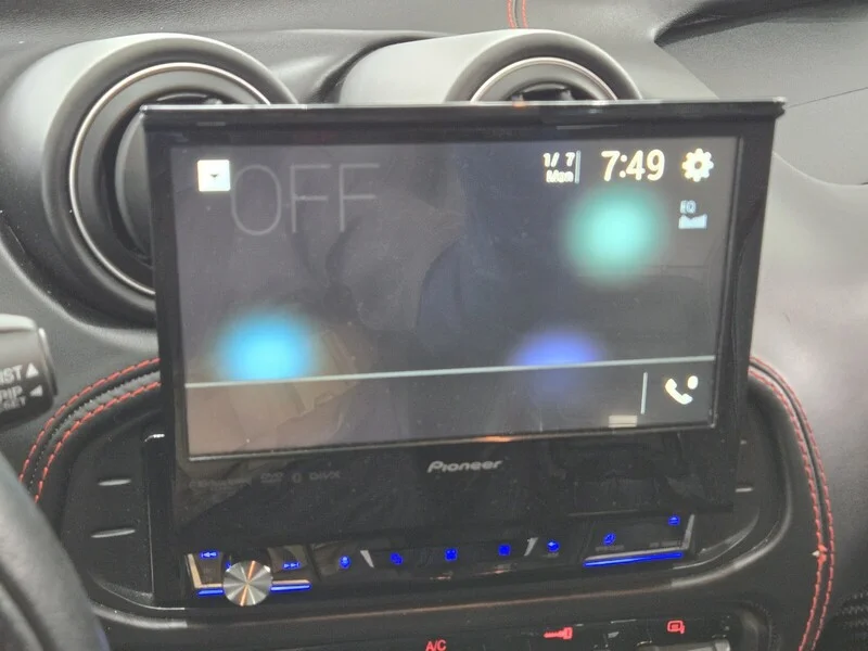 Used 2015 White Alfa Romeo 2DR CPE image 20