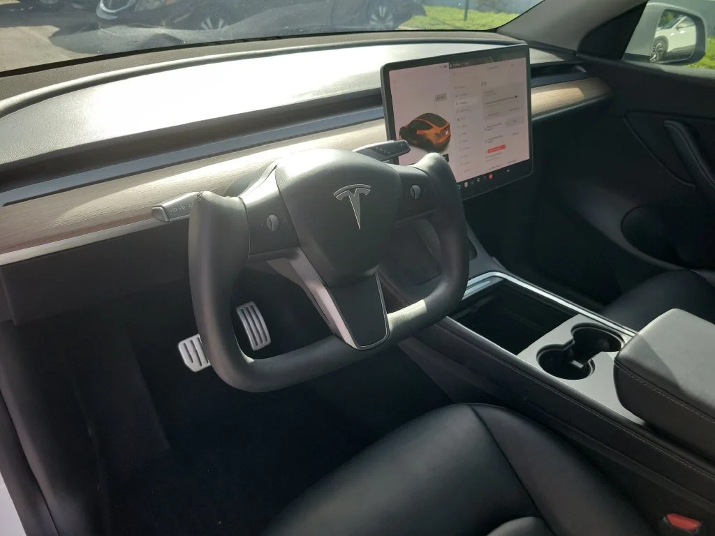 Used 2022 White Tesla Performance image 25