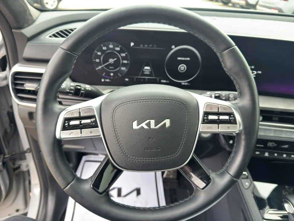 Certified Used 2024 Wolf Gray Kia SX Prestige X-Pro image 21
