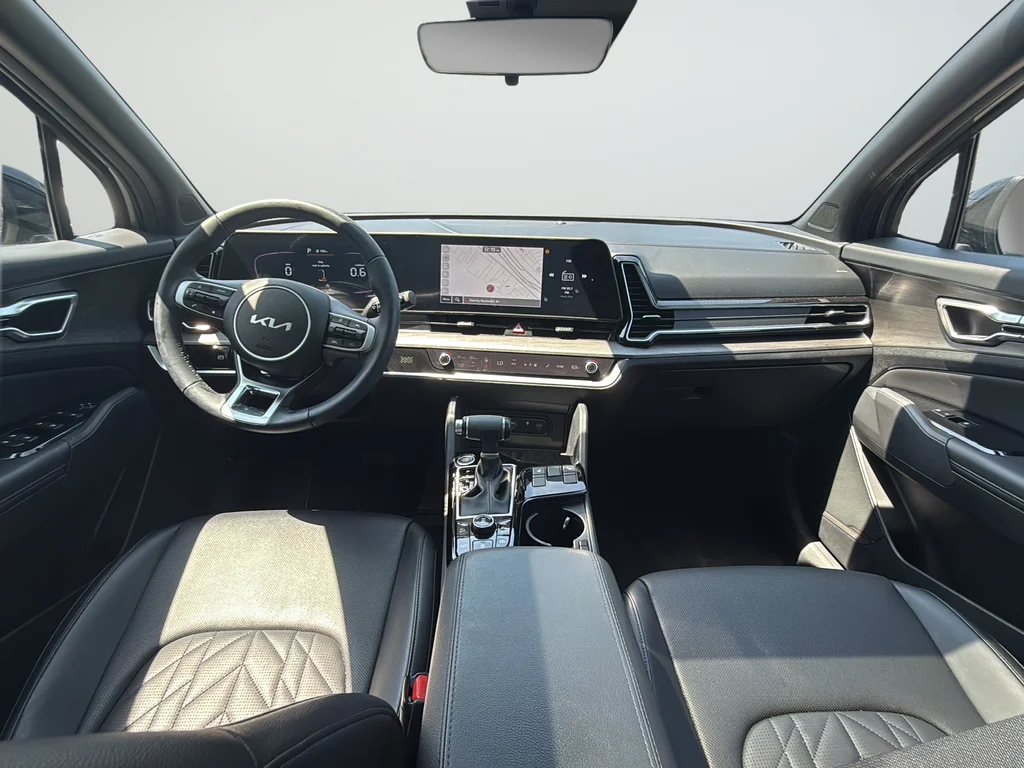 Used 2024 Green Kia X-Line image 9