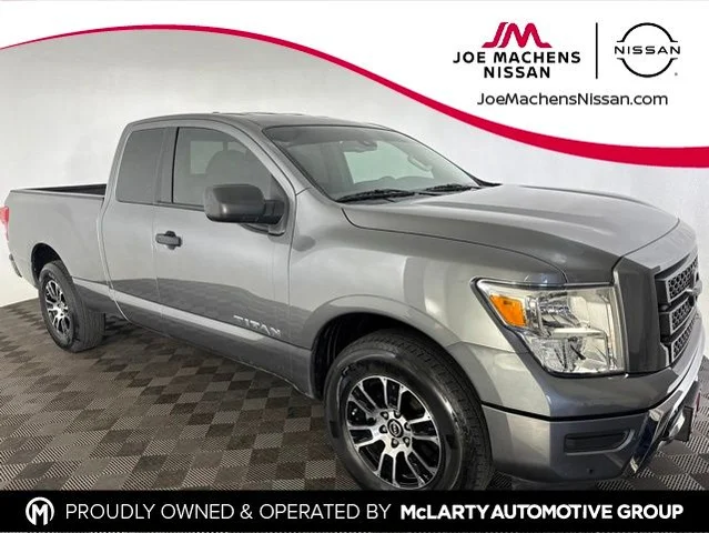 2024 Nissan Titan SV
