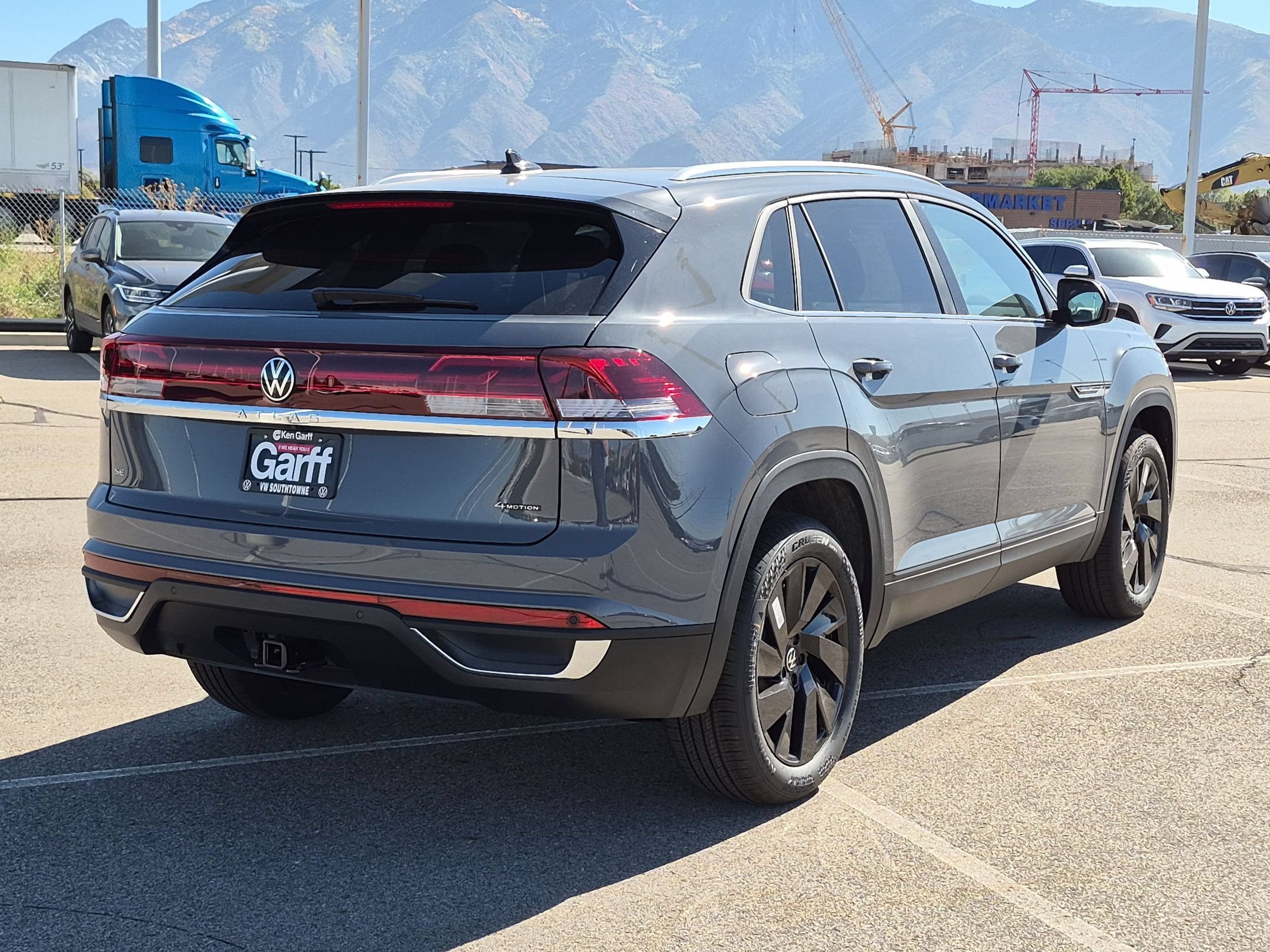 New 2026 Pure Gray Volkswagen 2.0T SE w/Technology image 3