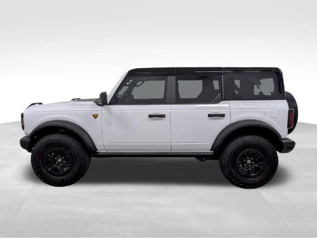 New 2026 Oxford White Ford Badlands® image 29