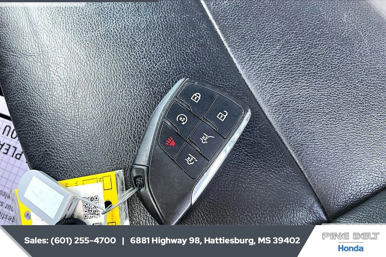 Used 2021 Black Chevrolet Z71 image 9