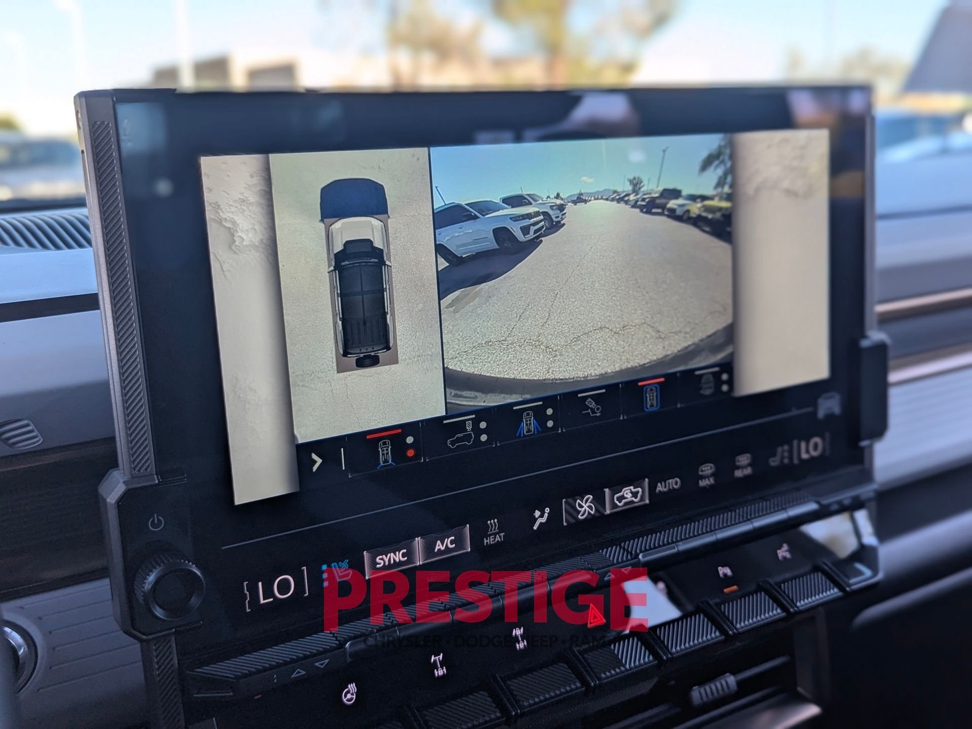 Used 2024 Black GMC 2X image 26