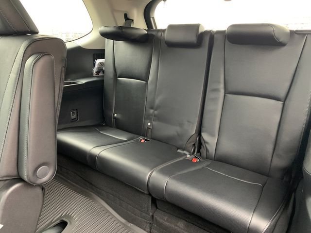 Used 2026  Toyota Platinum image 17