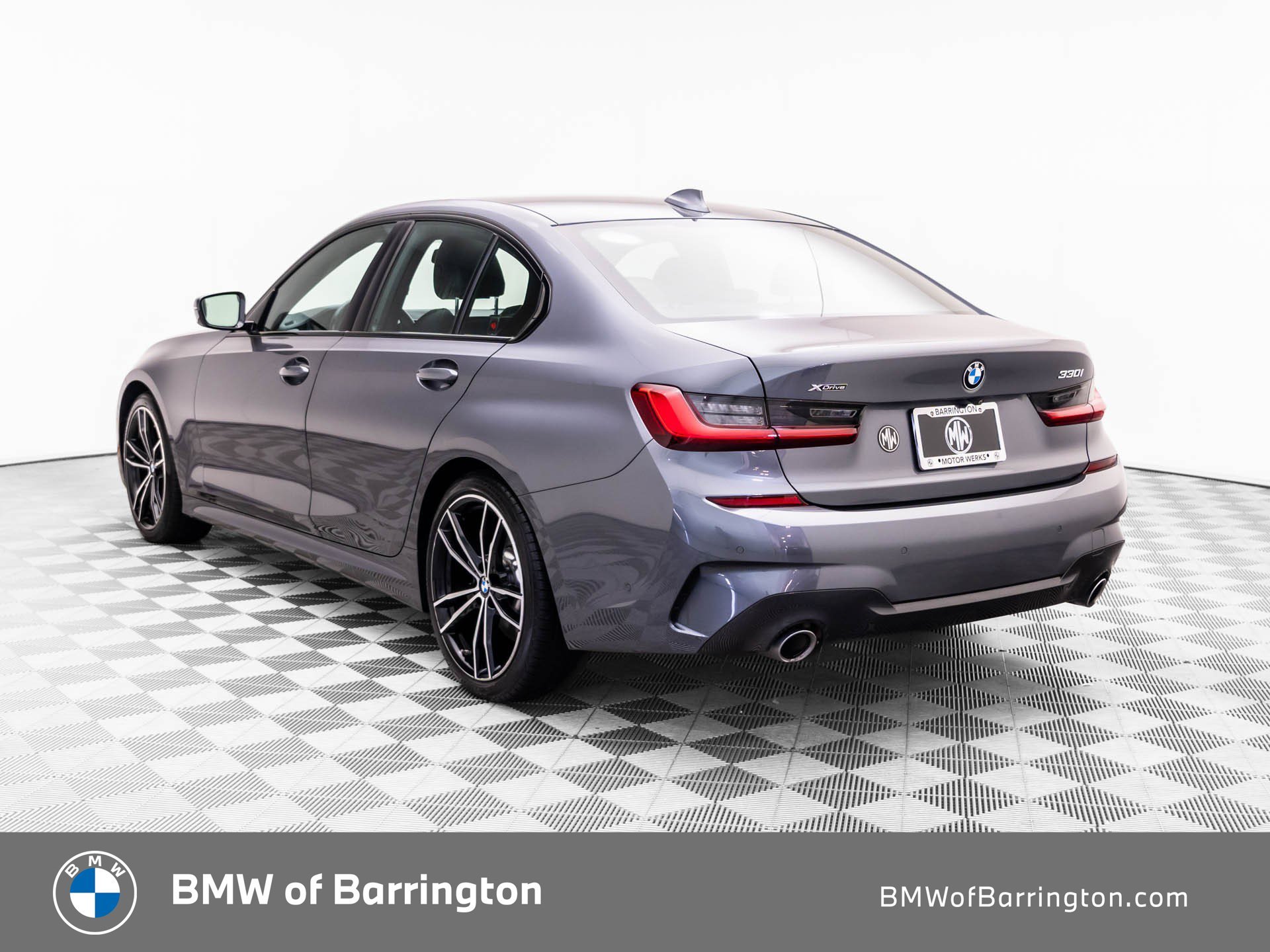 Used 2021 Mineral Grey Metallic BMW 330i xDrive image 3