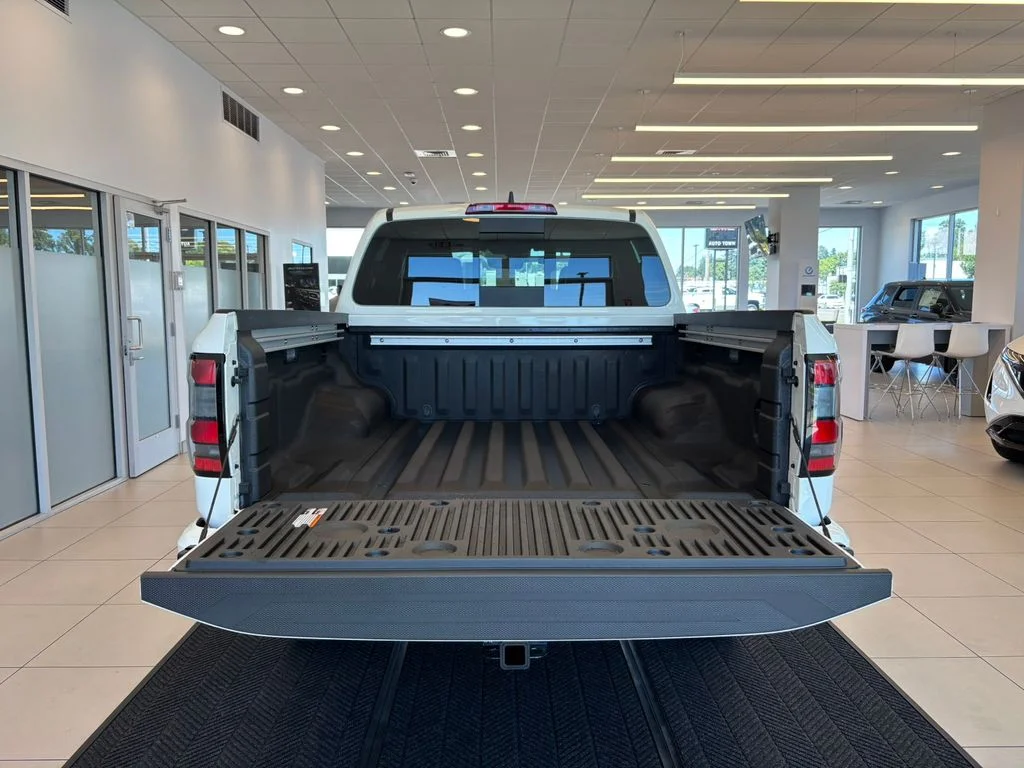 New 2026 White Nissan PRO-4X Roush image 9