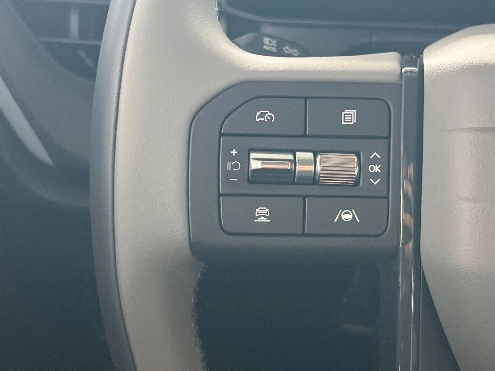 New 2027 Gray Kia EX image 26