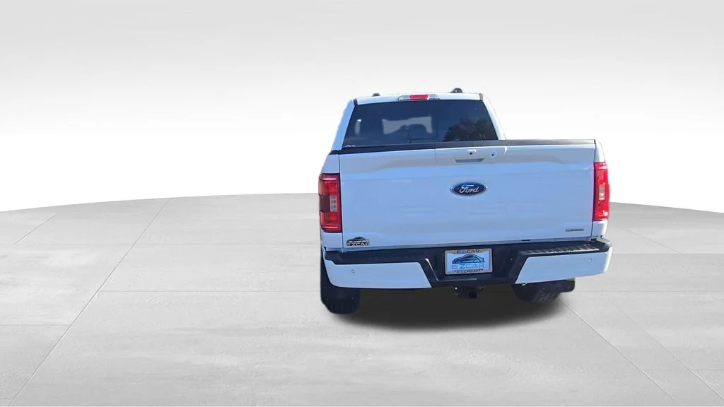 Used 2022 White Ford XLT image 7