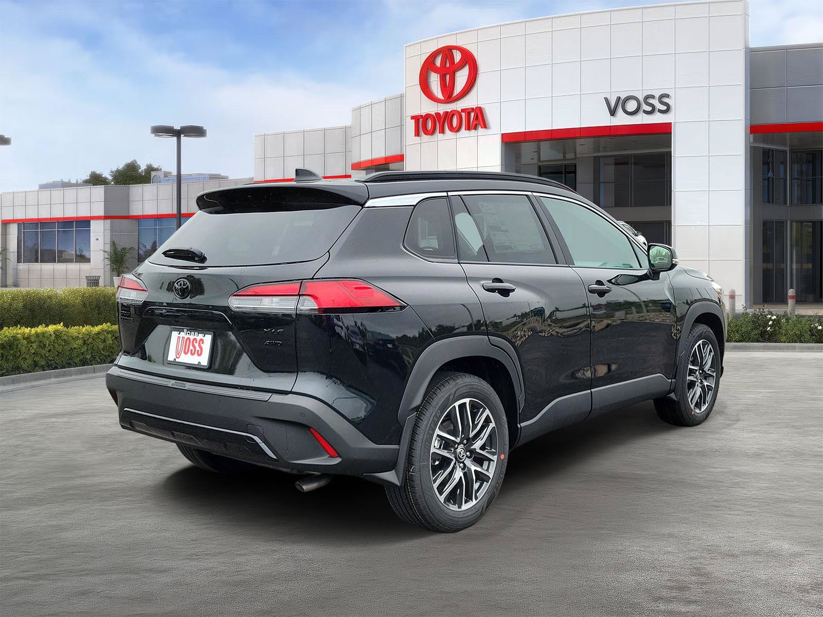 2026 Toyota Corolla Cross XLE, photo 3 of 12