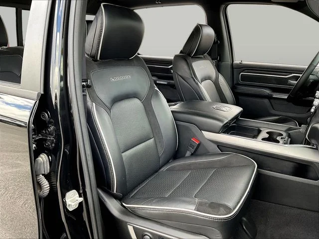 Used 2025 Black Ram Laramie image 31
