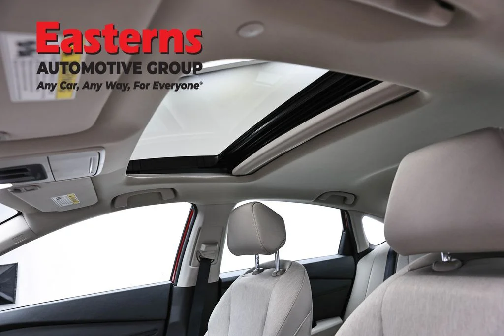Used 2023 Red Honda EX image 33